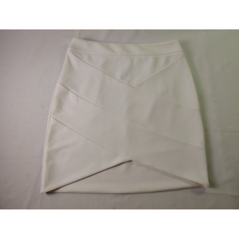 NWT Express White Criss Cross‎ Overlay Envelope Wrap Asymmetrical Mini Skirt 12